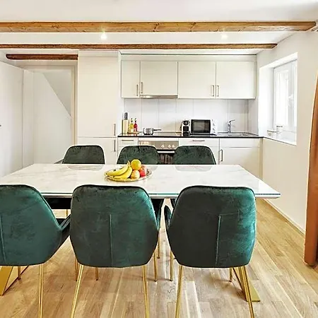 Aparthotel Visimo Steigerstrasse St Gallen - Modern Living Near Olma & Hospital 4*